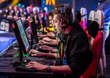 Будущее за киберспортом?