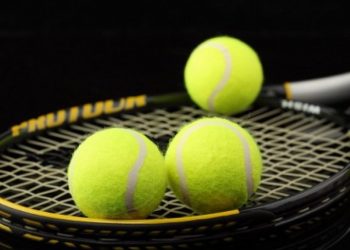 Женский или мужской теннис?